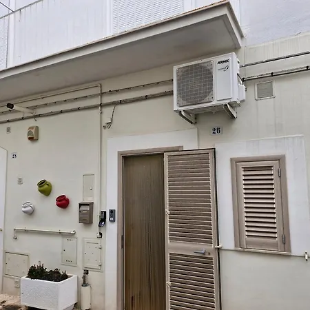 Le Tre Anfore سيغلي ميسابيكا